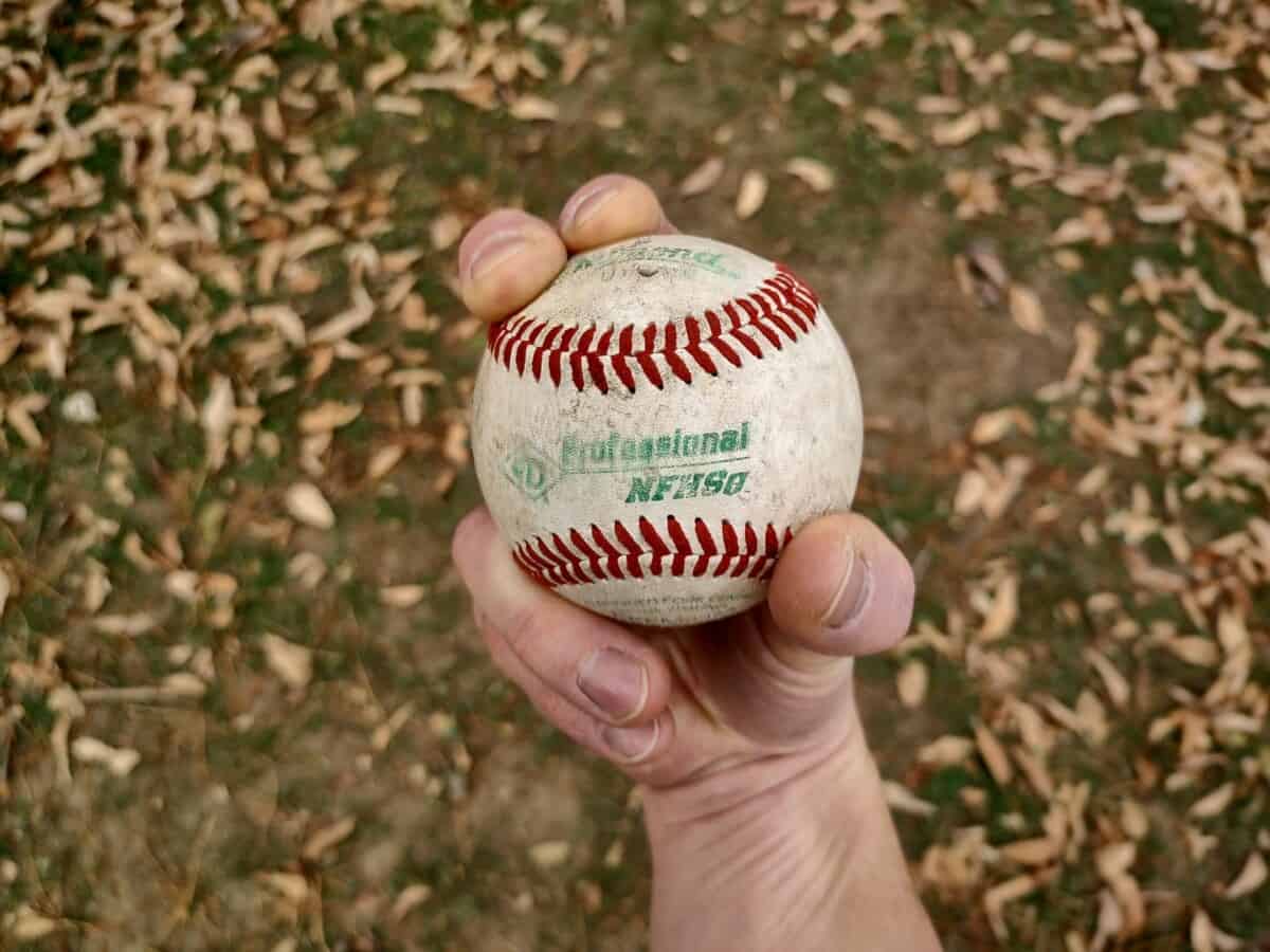 a-guide-to-throwing-a-curveball