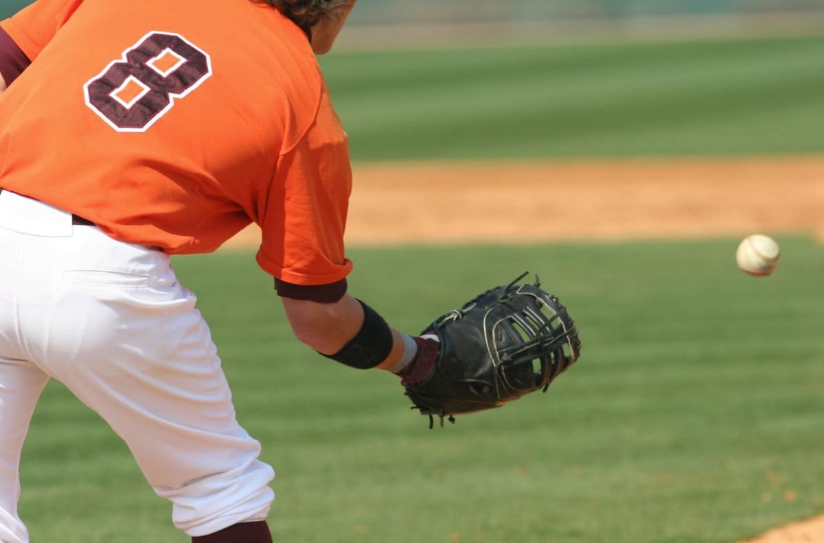 7 Fundamentals Of Catching A Baseball
