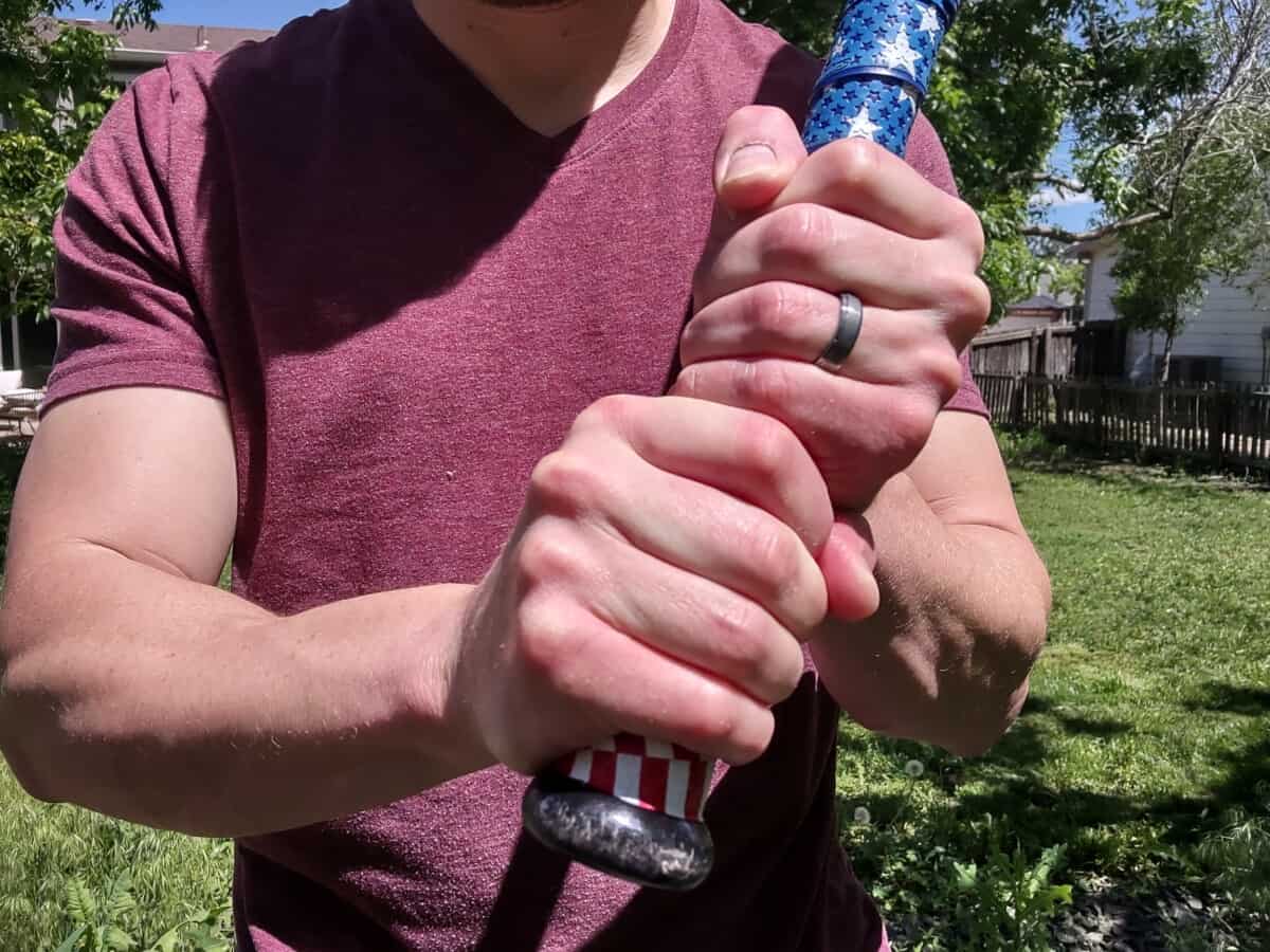 The Correct Way to Hold a Baseball Bat For Beginners